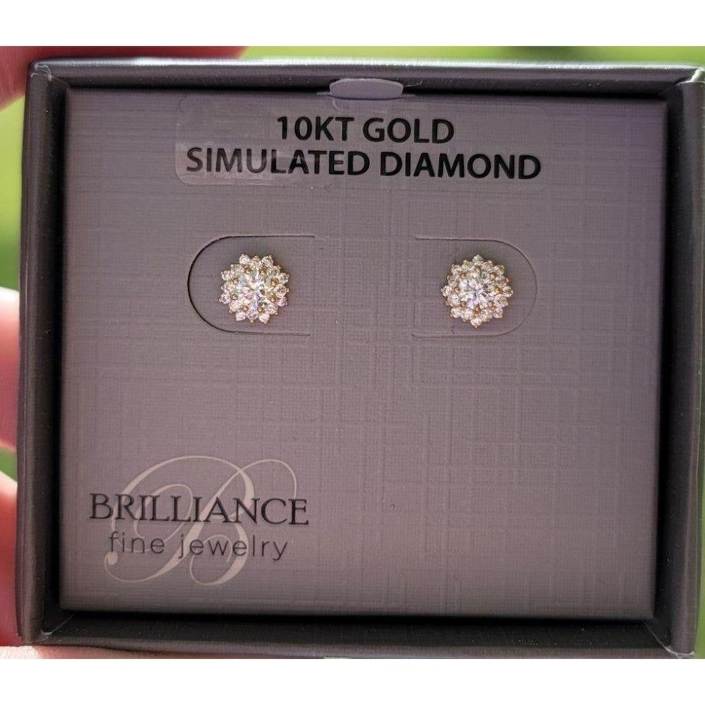 Solid 10K Gold Flower Stud Earrings